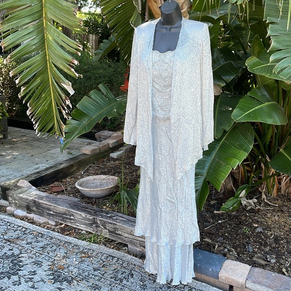 Mori Lee silver two piece tiered Beaded silk dress and jacket - Picture 1 of 17